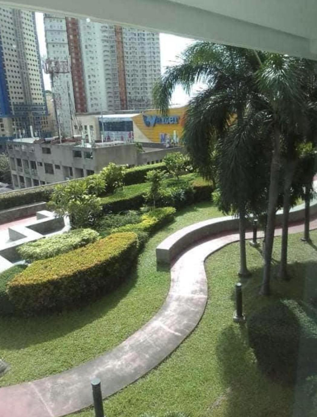 Mountain View At Beacon Tower Apartment *